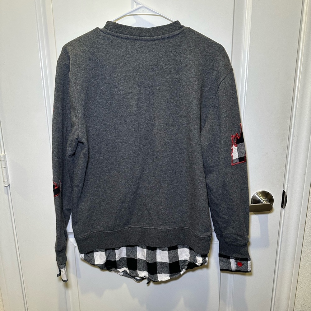 Like New Disneyland Mickey Mouse Buffalo Plaid Unisex Embroidered Sweater - Picture 12 of 13